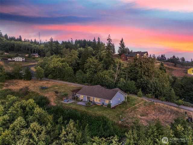 Property photo for 233 Powder Hill Drive, Kalama photo 2