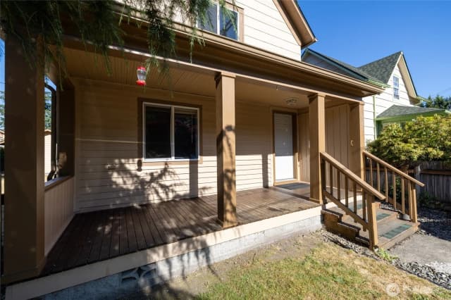 Property photo for 425 N Buckner Street, Centralia photo 2