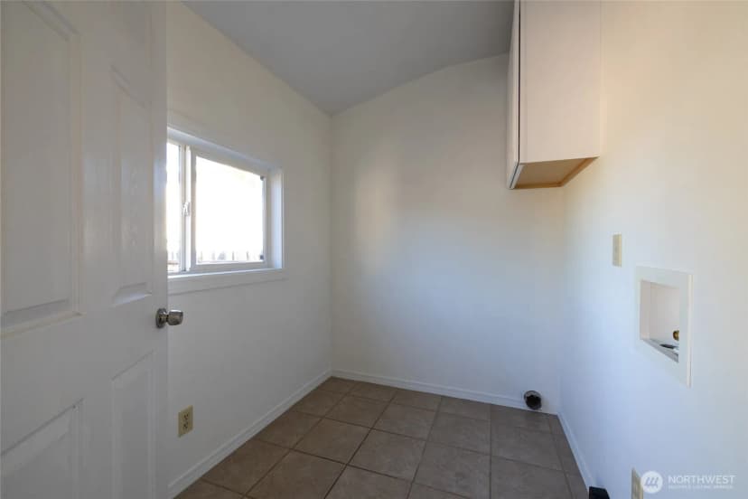 Property photo for 425 N Buckner Street, Centralia photo 15