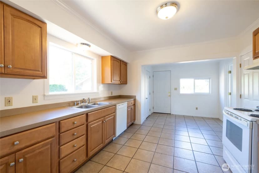 Property photo for 425 N Buckner Street, Centralia photo 12