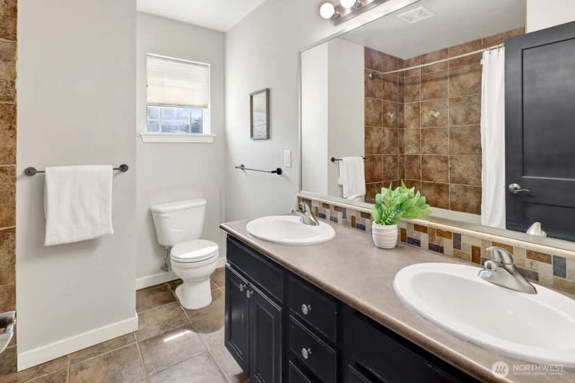 Property photo for 3666 Woodlake Road, Bellingham photo 32