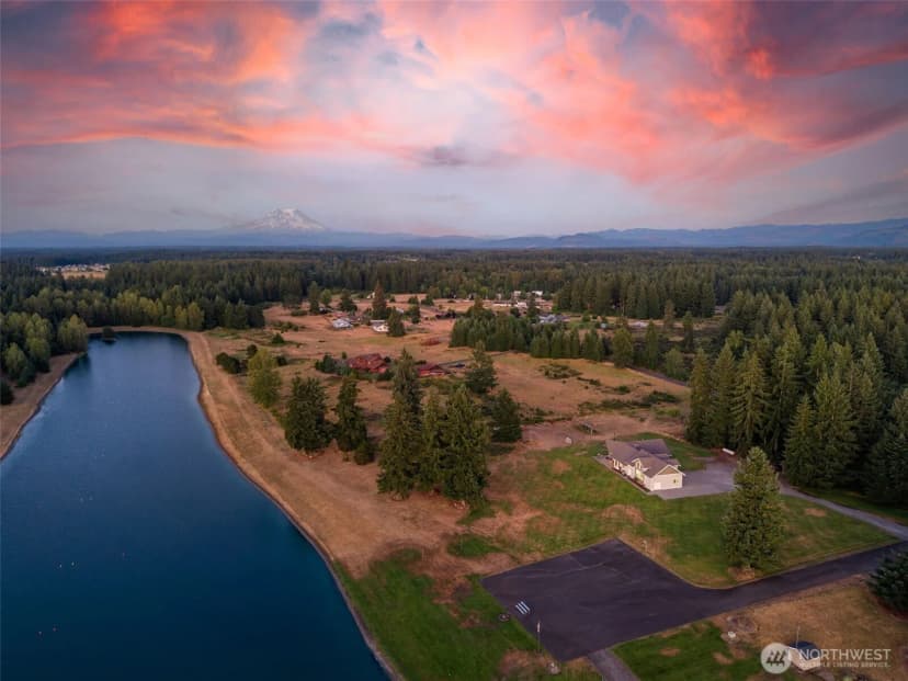 Property photo for 15424 127th Lane Se, Yelm photo 2