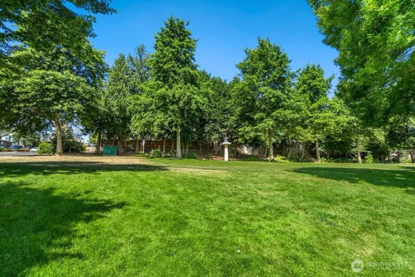 Property photo for 14404 34th Lane S, Tukwila photo 31