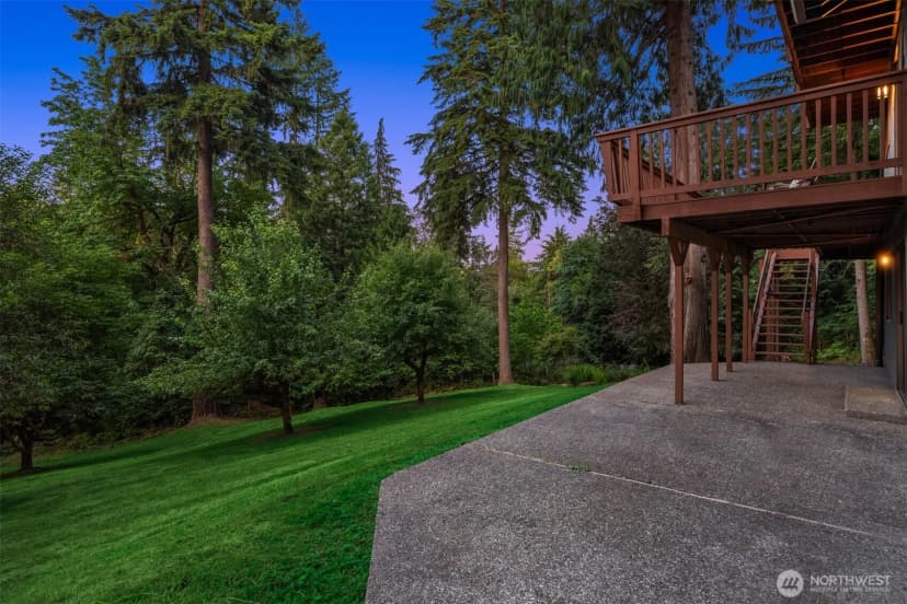 Property photo for 15400 230th Avenue Se, Issaquah photo 16