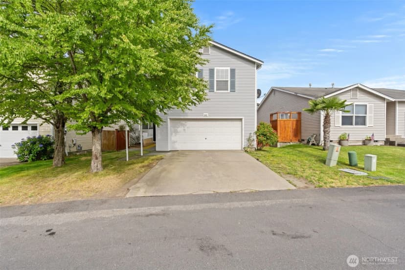 Property photo for 19219 103rd Avenue Ct E, Graham photo 2