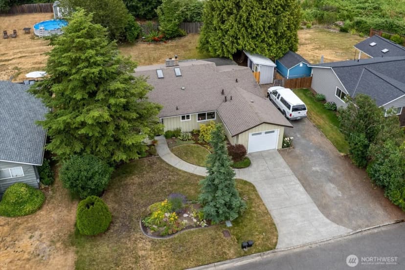 Property photo for 10012 126th Avenue Se, Renton photo 39
