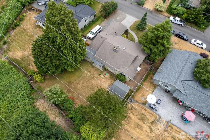 Property photo for 10012 126th Avenue Se, Renton photo 36