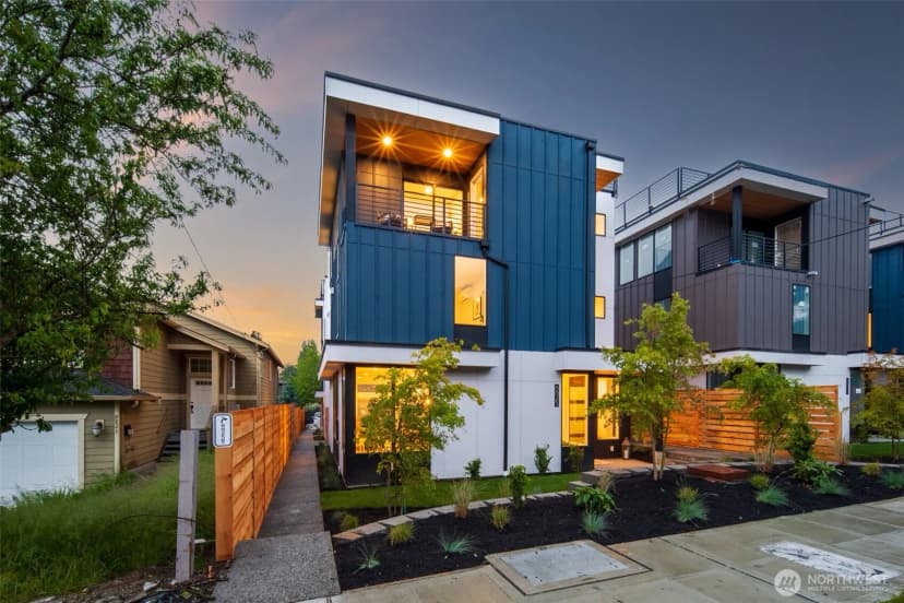 Property photo for 8833 Wallingford Avenue N, Seattle photo 35