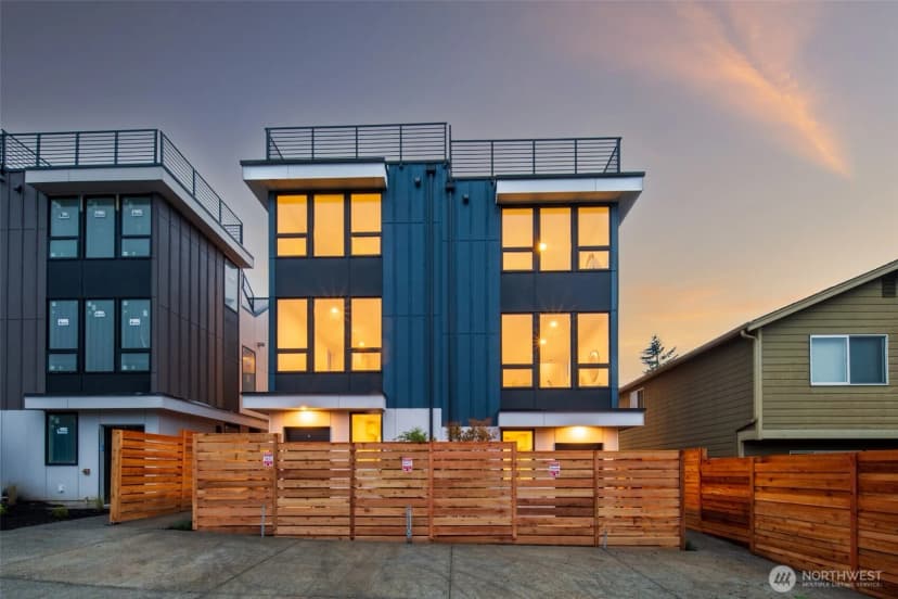 Property photo for 8833 Wallingford Avenue N, Seattle photo 36