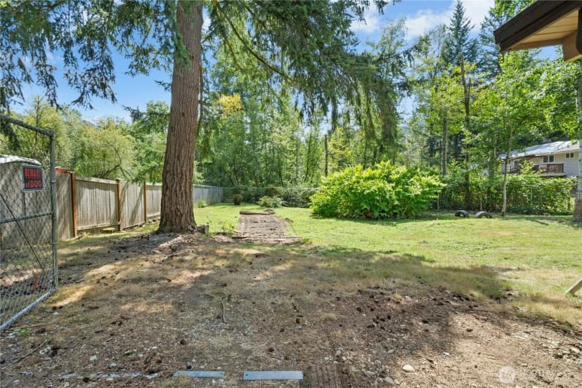 Property photo for 920 2nd Avenue Se, Issaquah photo 15