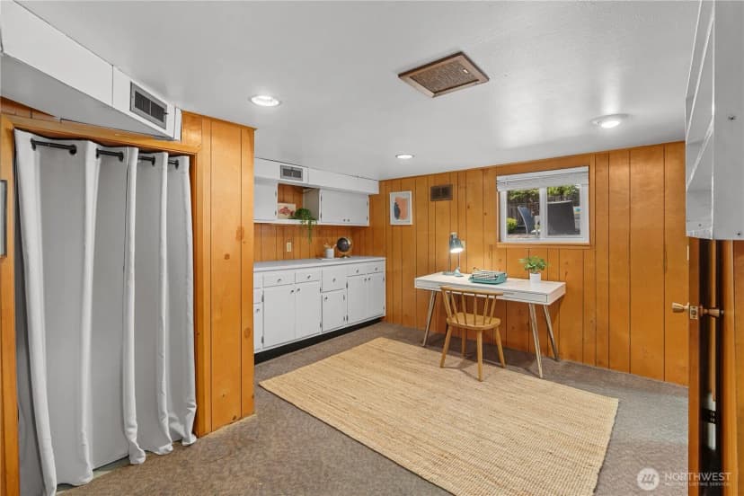 Property photo for 3717 35th Avenue Sw, Seattle photo 26