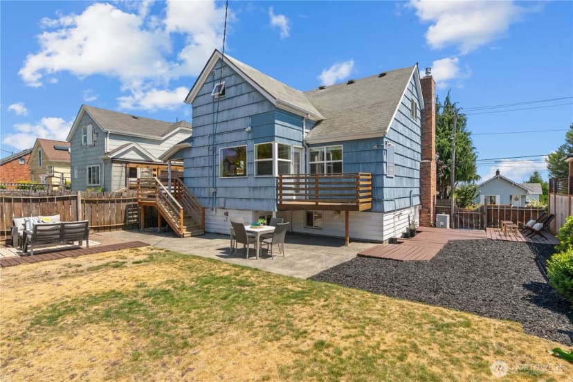 Property photo for 3717 35th Avenue Sw, Seattle photo 35
