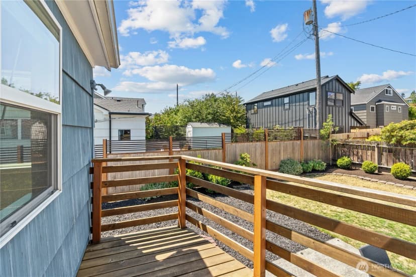Property photo for 3717 35th Avenue Sw, Seattle photo 33