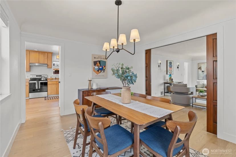 Property photo for 3717 35th Avenue Sw, Seattle photo 9