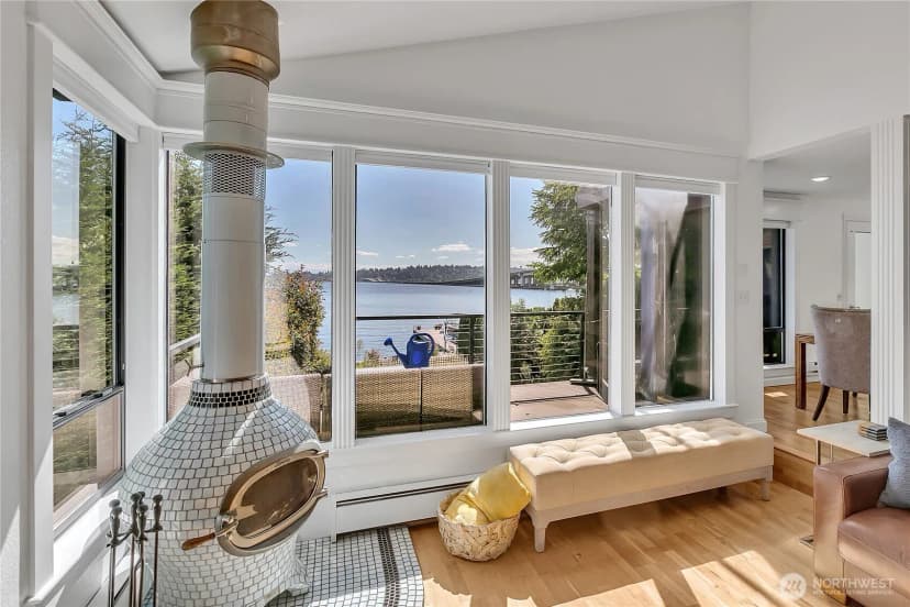 Property photo for 1310 Lakeside Avenue S, Seattle photo 6