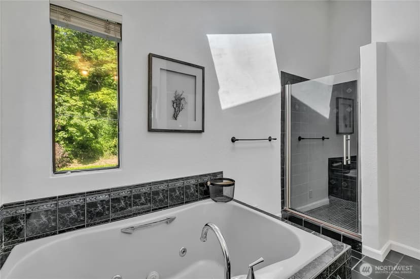 Property photo for 1310 Lakeside Avenue S, Seattle photo 19