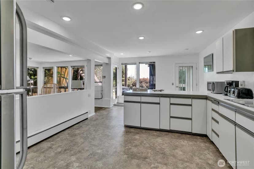 Property photo for 1310 Lakeside Avenue S, Seattle photo 27