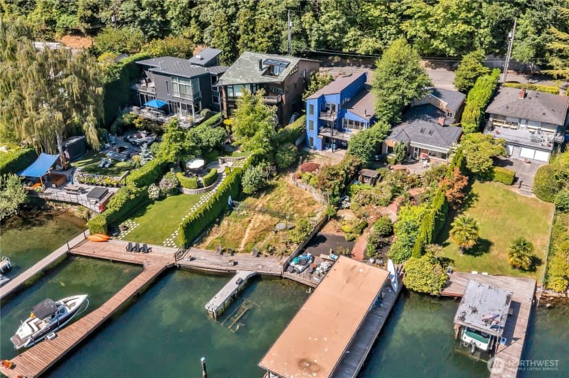 Property photo for 1310 Lakeside Avenue S, Seattle photo 3
