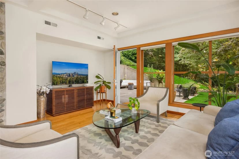 Property photo for 8027 Ne Hidden Cove Road, Bainbridge Island photo 5
