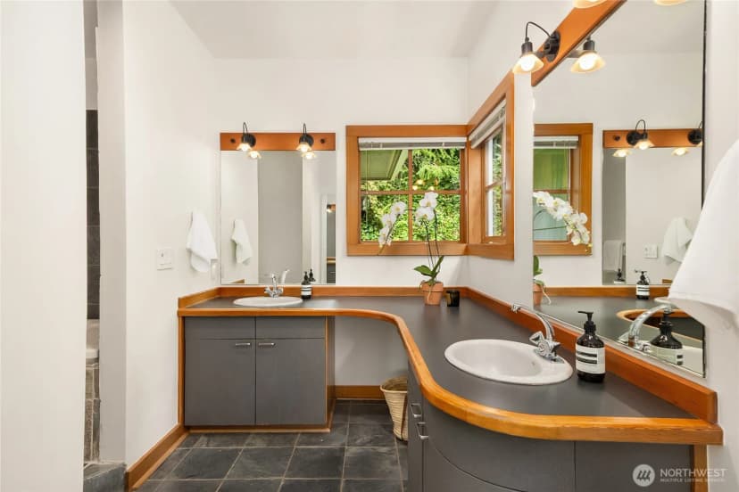 Property photo for 8027 Ne Hidden Cove Road, Bainbridge Island photo 22