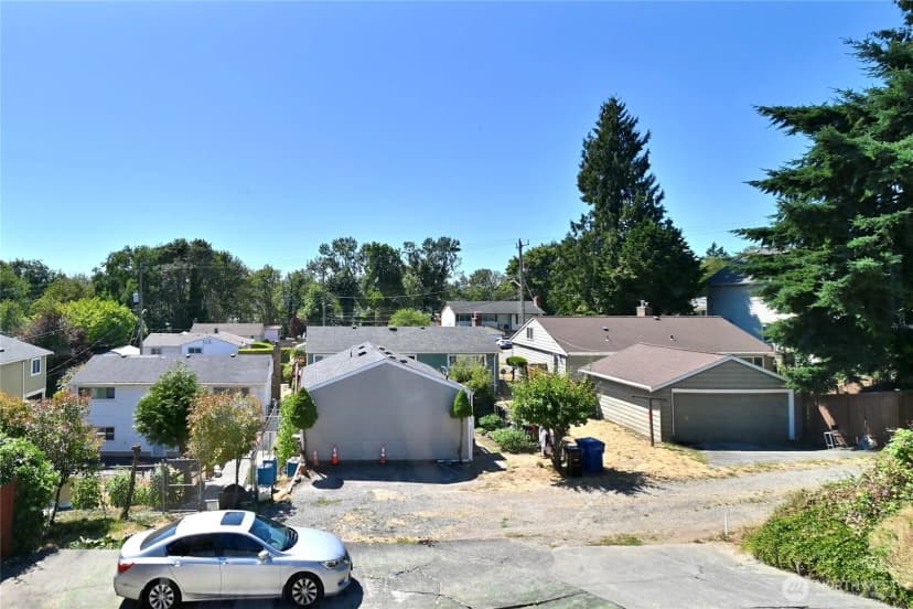 Property photo for 9417 S 38th Street, Seattle photo 18