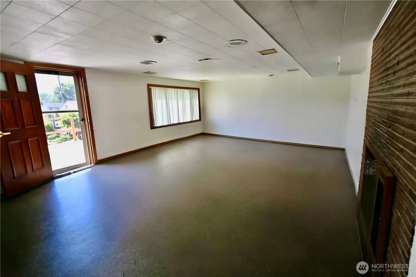 Property photo for 9417 S 38th Street, Seattle photo 11