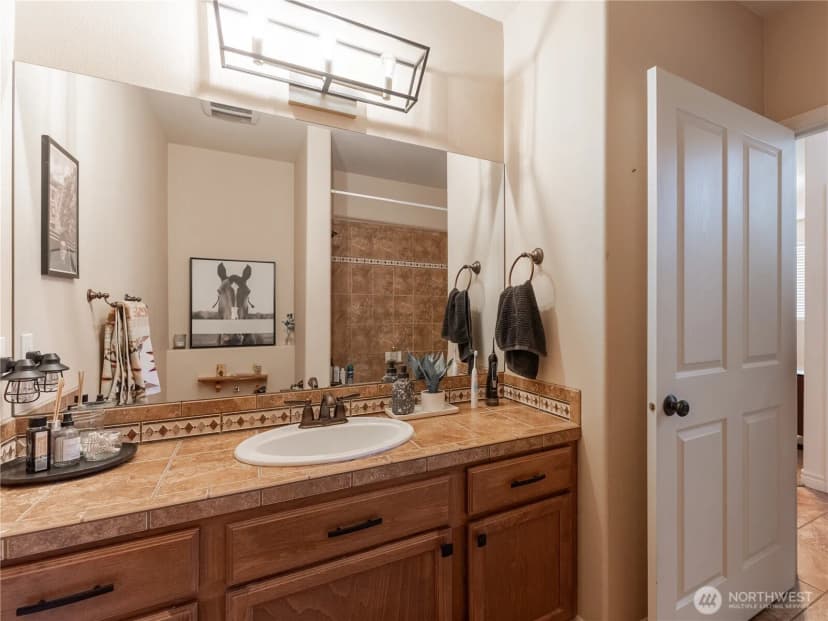 Property photo for 1611 N Astor Court, East Wenatchee photo 33