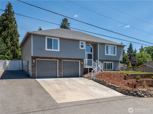 Property photo for 1611 N Astor Court, East Wenatchee photo 3