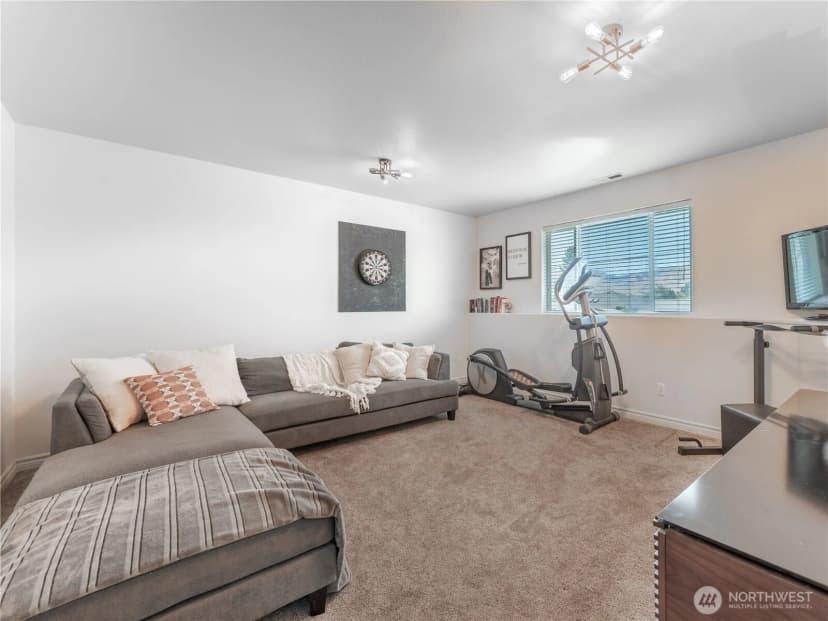 Property photo for 1611 N Astor Court, East Wenatchee photo 34