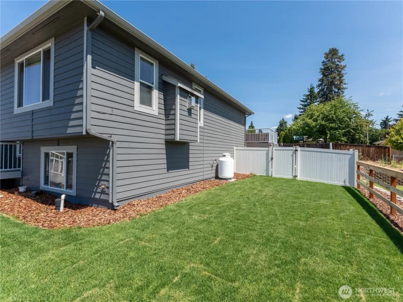 Property photo for 1611 N Astor Court, East Wenatchee photo 6