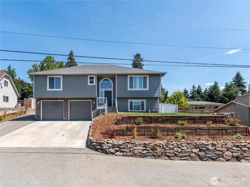 Property photo for 1611 N Astor Court, East Wenatchee