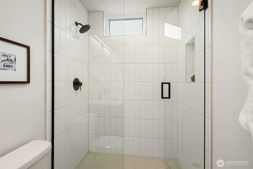 Property photo for 1611 N 50th Street, Seattle photo 18