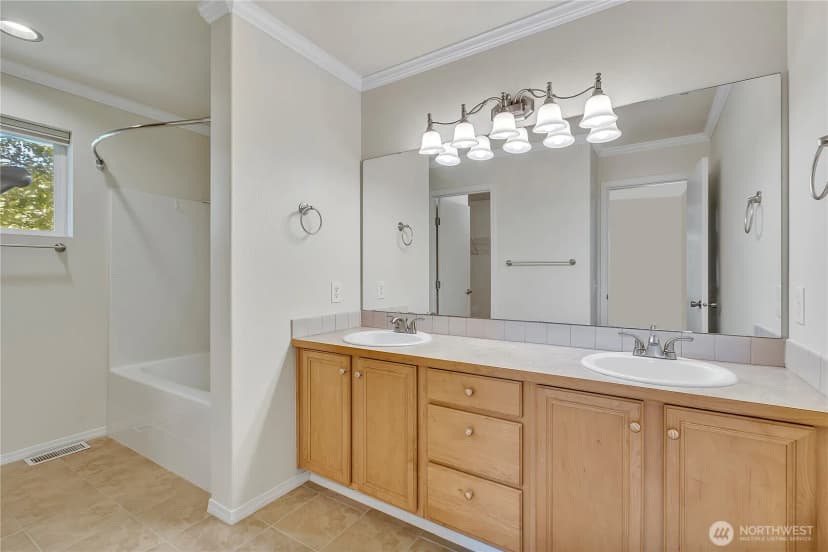 Property photo for 2909 58th Avenue E, Fife photo 25