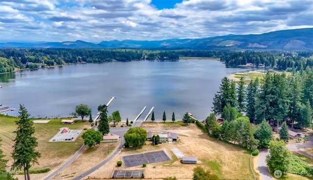 Property photo for 15816 Lindsay Road Se, Yelm photo 4