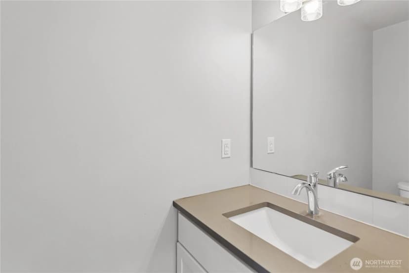 Property photo for 1033 105th Avenue Ct E, Edgewood photo 10