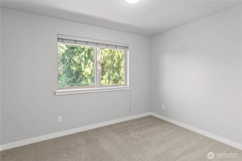 Property photo for 1033 105th Avenue Ct E, Edgewood photo 12