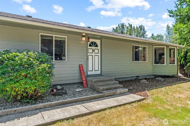Property photo for 104 Lowrane Drive, Kelso
