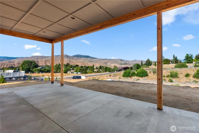 Property photo for 3777 Lucy Lane, Wenatchee photo 37