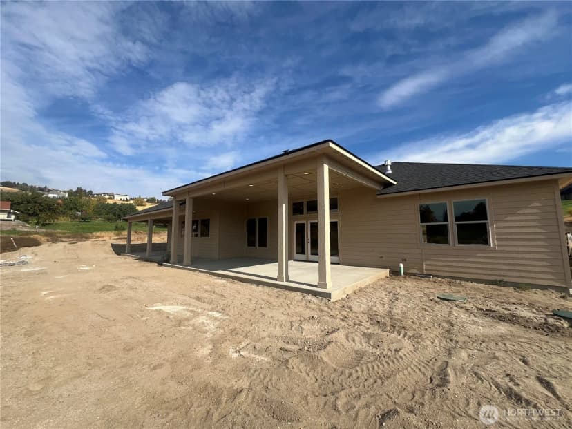 Property photo for 3777 Lucy Lane, Wenatchee photo 40