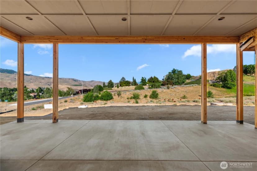 Property photo for 3777 Lucy Lane, Wenatchee photo 36