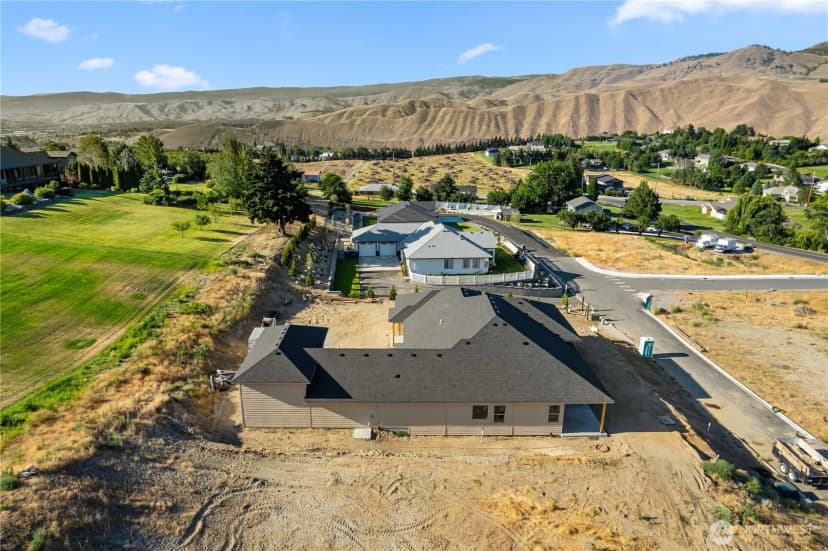 Property photo for 3777 Lucy Lane, Wenatchee photo 7