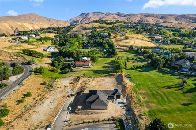 Property photo for 3777 Lucy Lane, Wenatchee photo 4