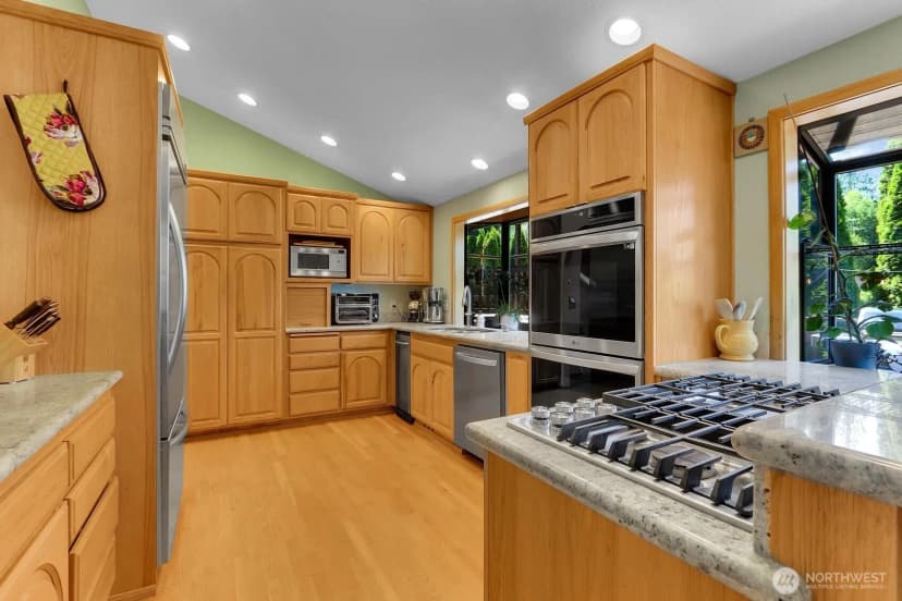 Property photo for 8 143rd Street Sw, Lynnwood photo 4