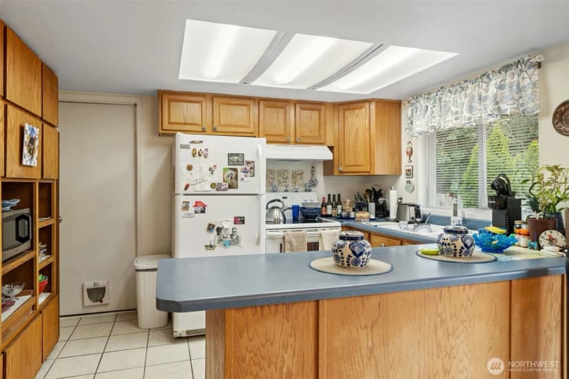 Property photo for 11525 Butler Avenue Sw, Port Orchard photo 4