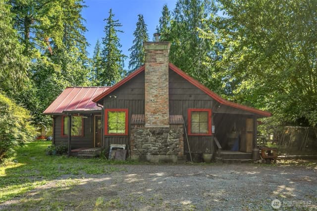 Property photo for 44641 Se 71st Street, Snoqualmie photo 2