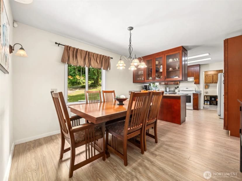 Property photo for 15350 Se May Valley Road, Renton photo 6