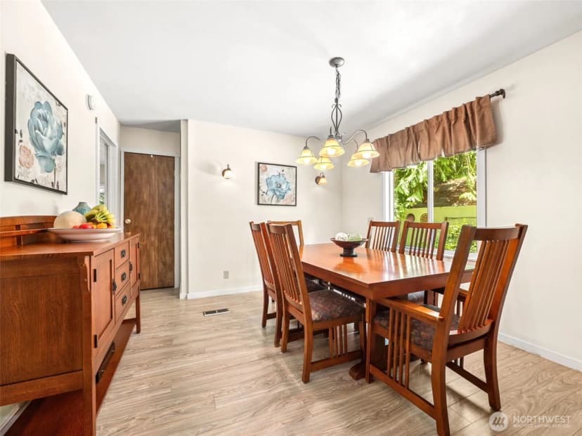 Property photo for 15350 Se May Valley Road, Renton photo 7