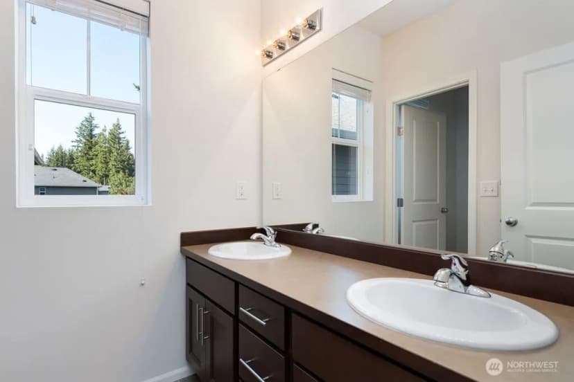 Property photo for 1200 Salish Avenue Se, North Bend photo 24