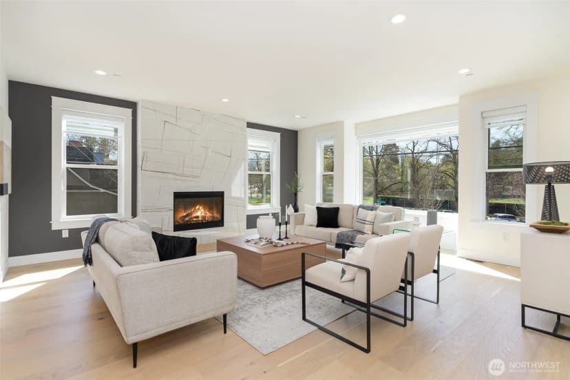 Property photo for 5102 Green Lake Way N, Seattle photo 6