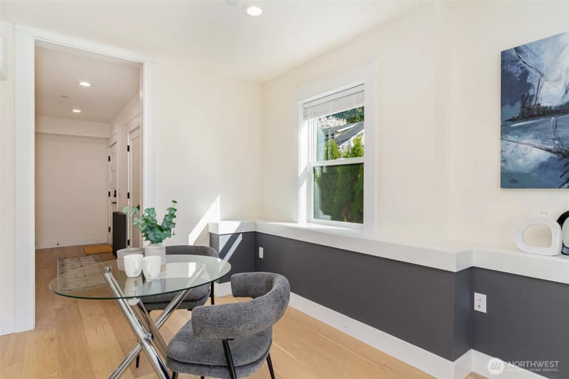 Property photo for 5102 Green Lake Way N, Seattle photo 33